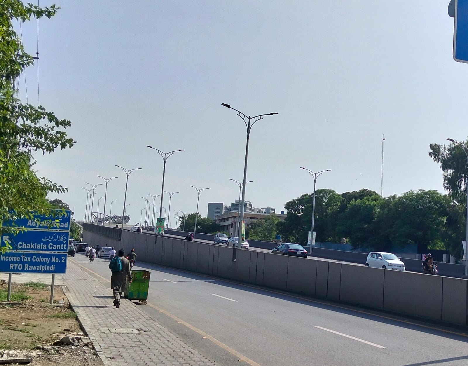 Navigation Guide for Marka-e-Haq Square Flyover Route